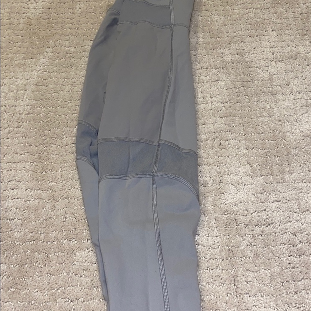 Lululemon light grey leggings